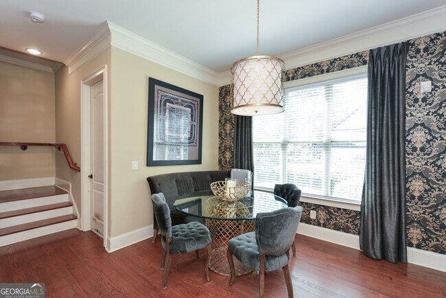 Building Photo - 2210 Spalding Dr