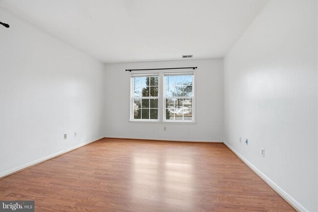 Building Photo - 119 Acadia Ct