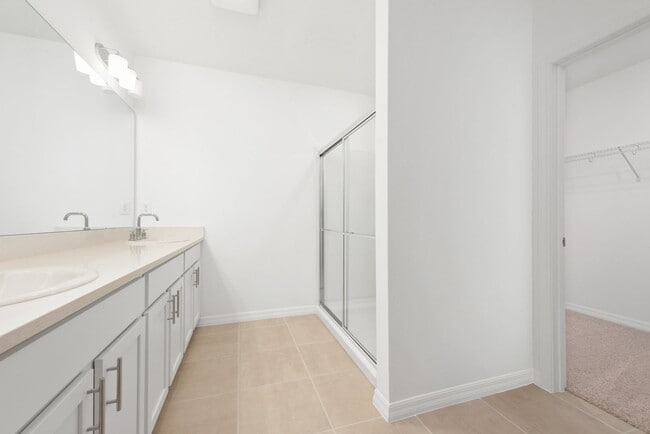 Building Photo - Like New! Spacious 4-Bedroom Home in Stepp...