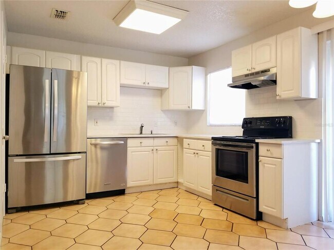Building Photo - 1517 Kelby Rd