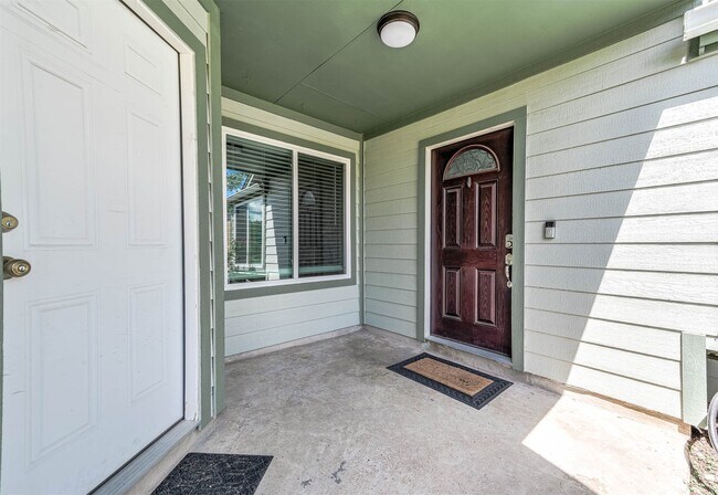 Building Photo - 20502 Cocoplum Dr