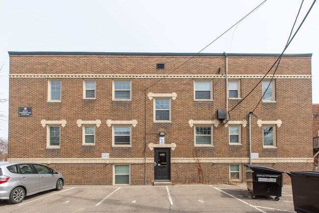 Building Photo - 3400 Harriet Ave S