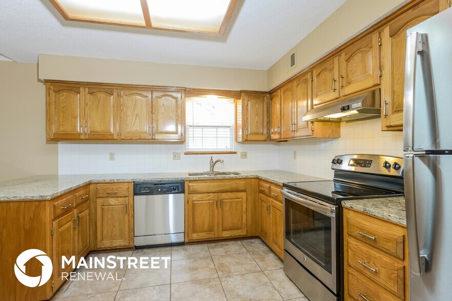Building Photo - 5732 McCormick Dr