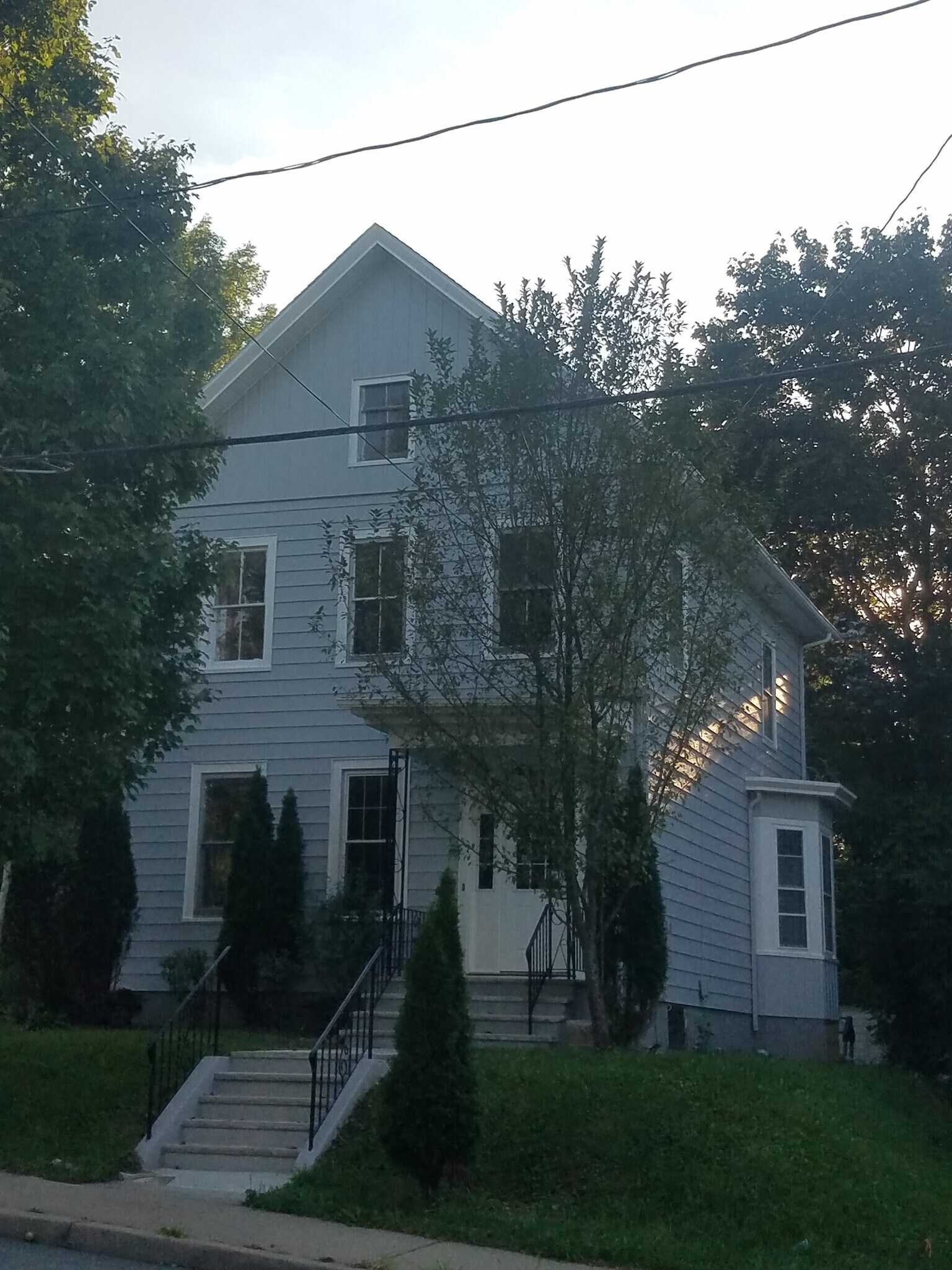 Building Photo - 145 Broad St