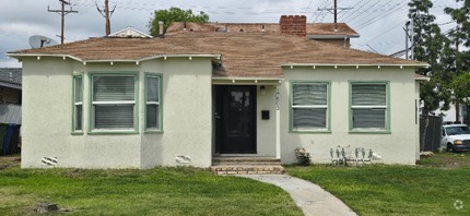 Building Photo - 17503 Kingsbury St