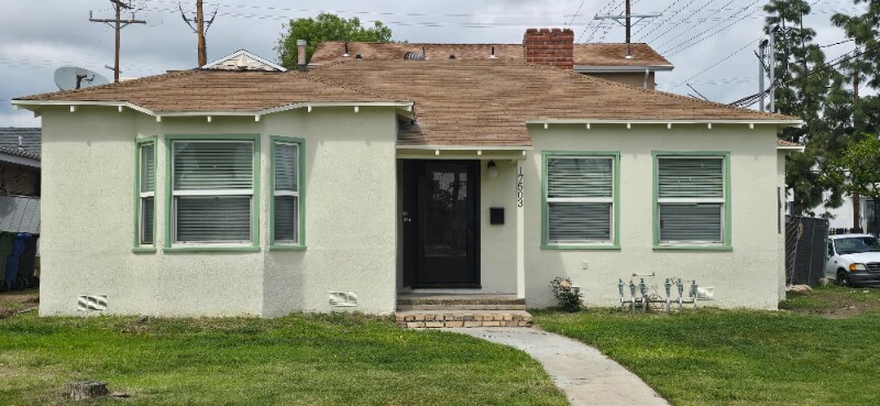 Primary Photo - 17503 Kingsbury St