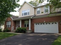 Building Photo - 48 Landau Rd