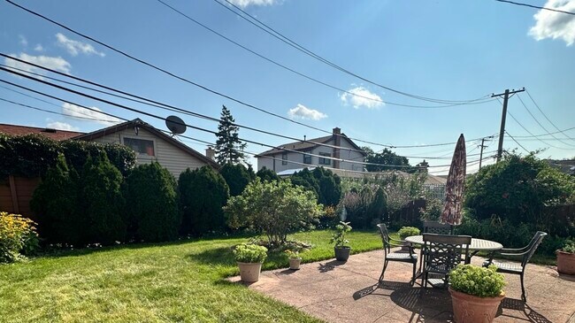 Building Photo - 7345 W Higgins Ave