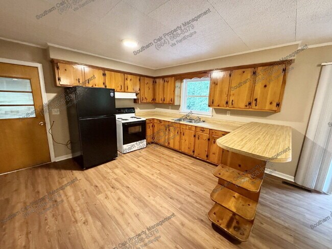 Building Photo - 1202 Garden Cir