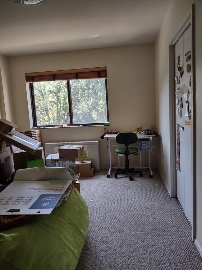 Second Bedroom - 8601 Manchester Rd, #508