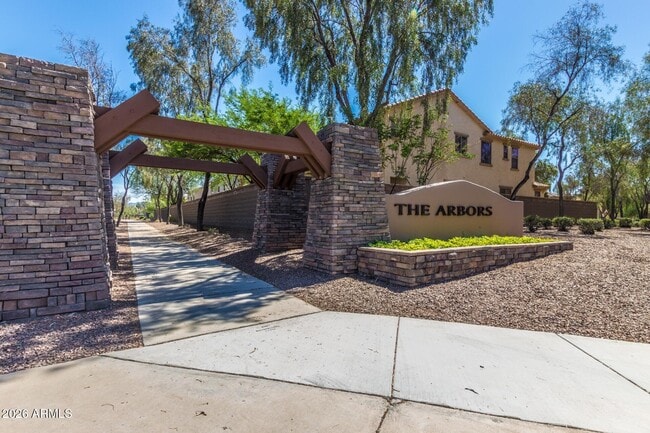 Building Photo - 3759 E Sebastian Ln