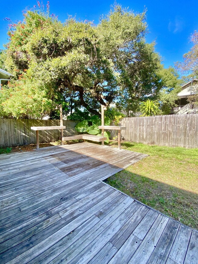 Building Photo - 1227 Minnesota St