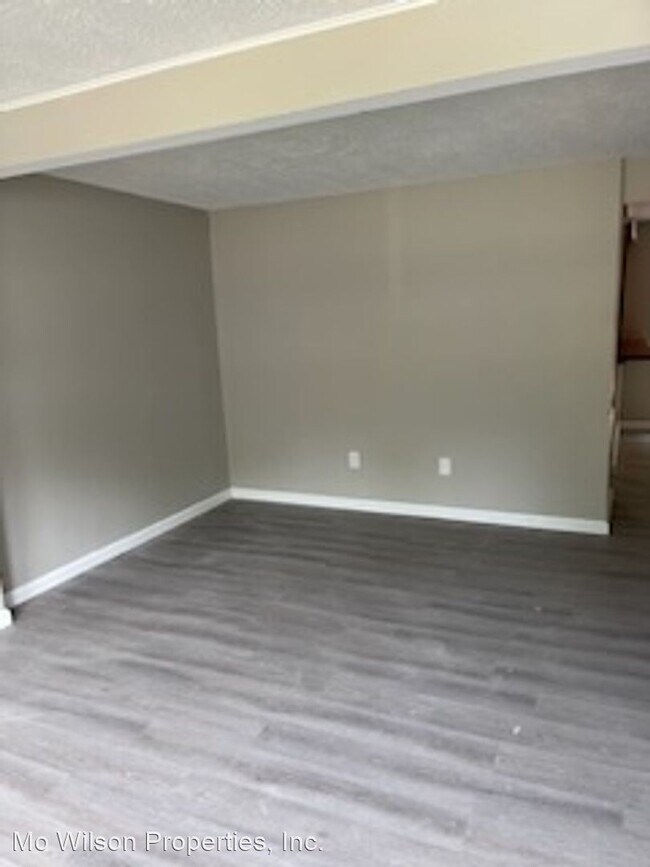 Building Photo - 3 br, 2.5 bath House - 3422 Belfry Lane