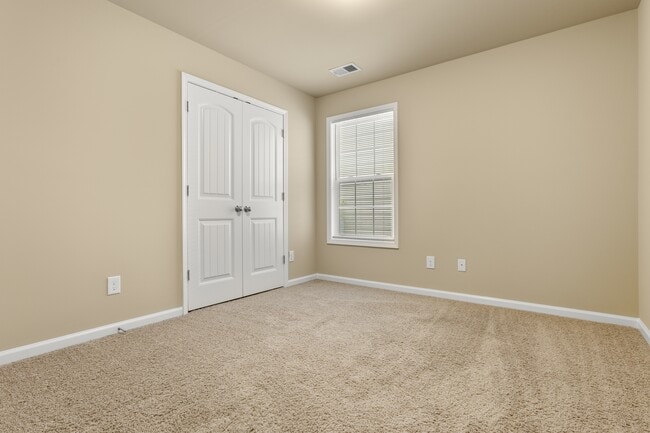Building Photo - 3220 Sweet Clover Ln