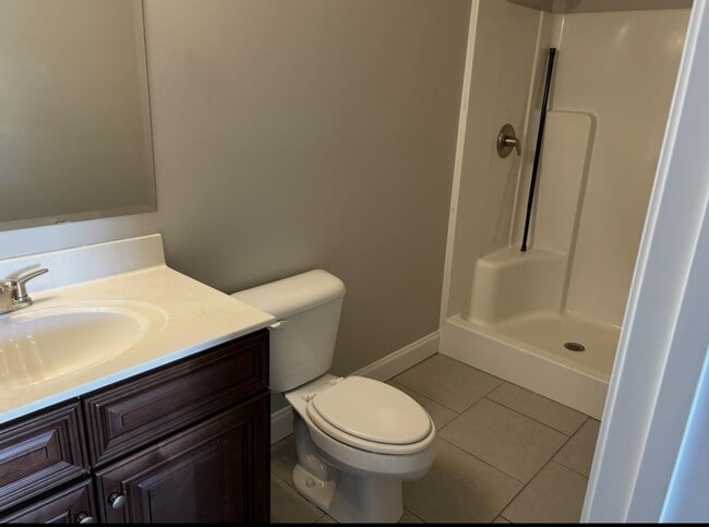 Building Photo - 1834 Fairwinds Dr