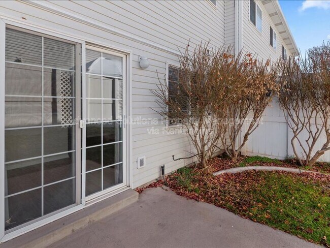 Building Photo - 8812 Wollemi Pine Way