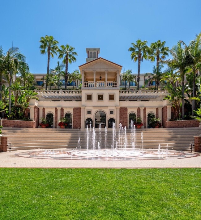 Building Photo - The Lorenzo