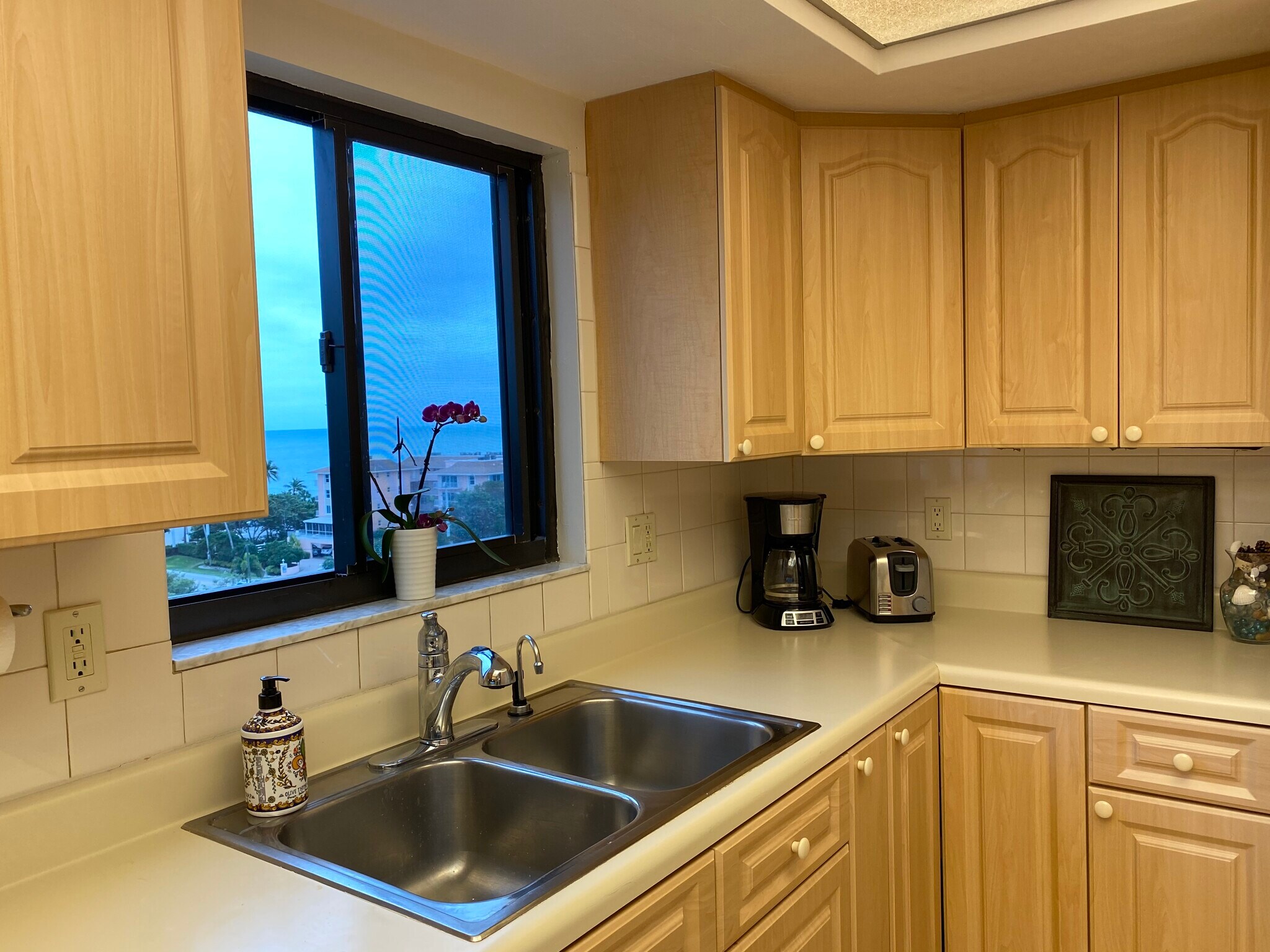 Building Photo - 26171 Hickory Blvd