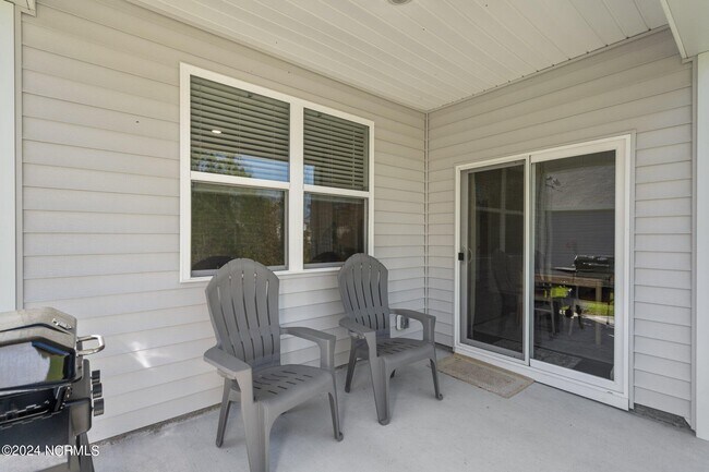 Building Photo - 1561 Pleasant Holw Ct SE