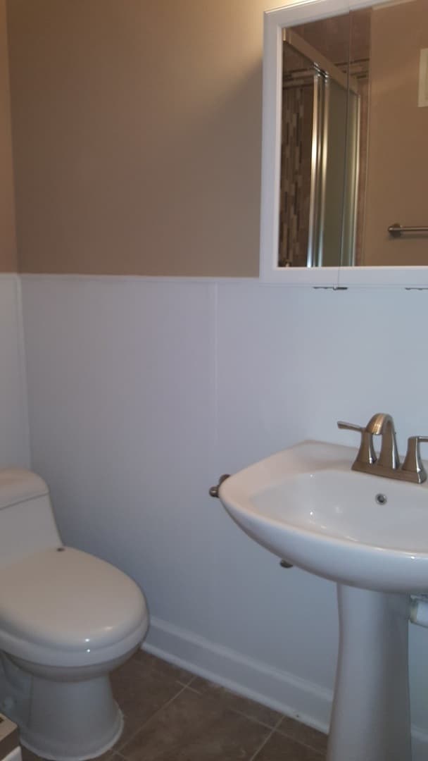 Building Photo - 10440 Mason Ave