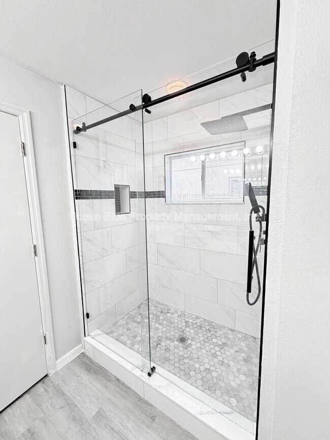 Building Photo - 12410 Early Run Ln