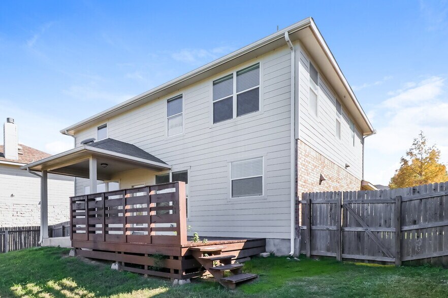 Building Photo - 2429 Candle Ridge Trail