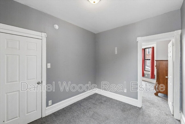 Building Photo - 3560 N 11th St