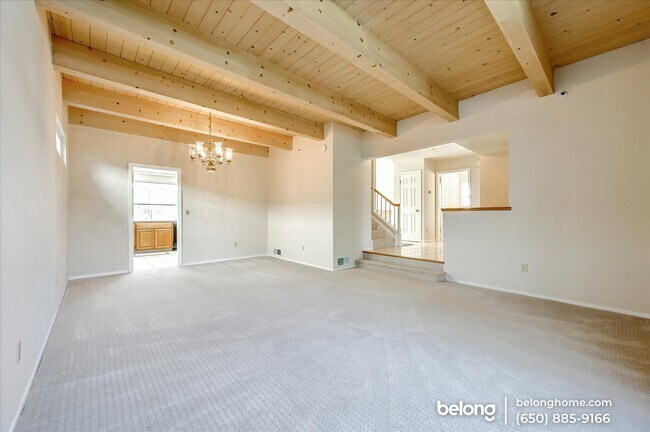Building Photo - 511 Saint Thomas Ln