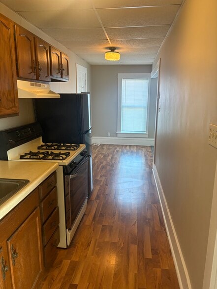 Building Photo - 612 Chestnut St