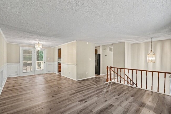 Building Photo - 6201 Turtle Neck Ln