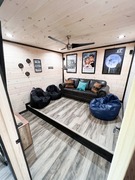 Building Photo - 4227 Round Top Way