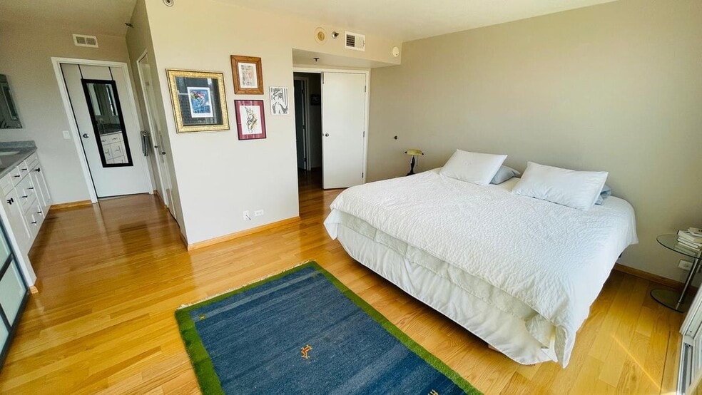 Building Photo - 1514 Seventh Avenue, 501