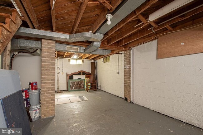 Building Photo - 62 S Charles St
