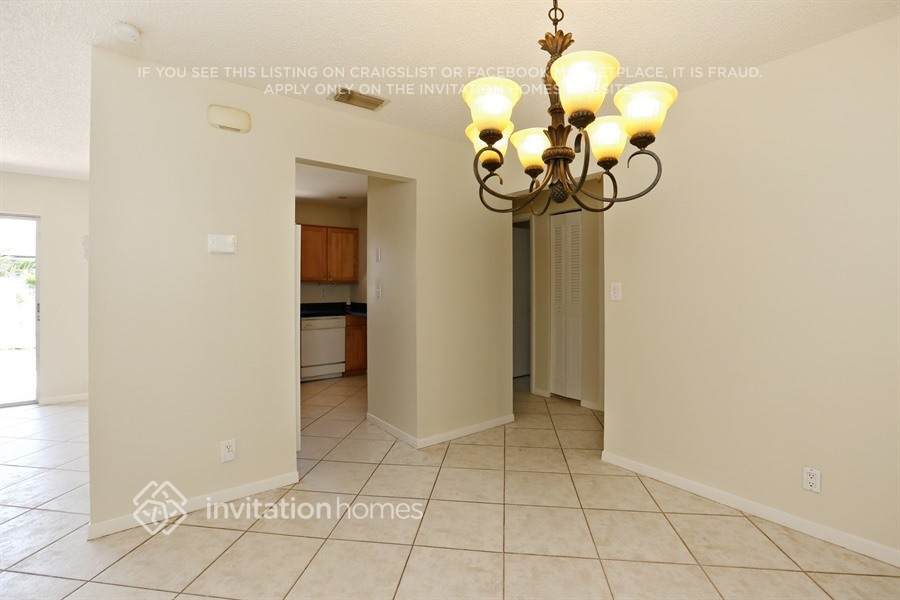 Building Photo - 9331 NW 43rd St