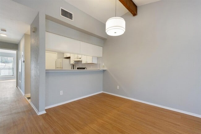 Building Photo - 5301 Indio Cove