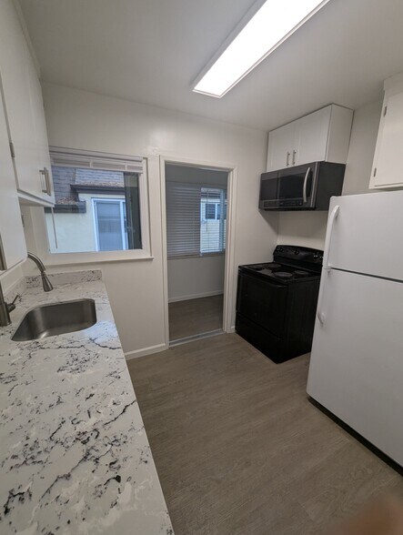 Building Photo - 1538 Arch St