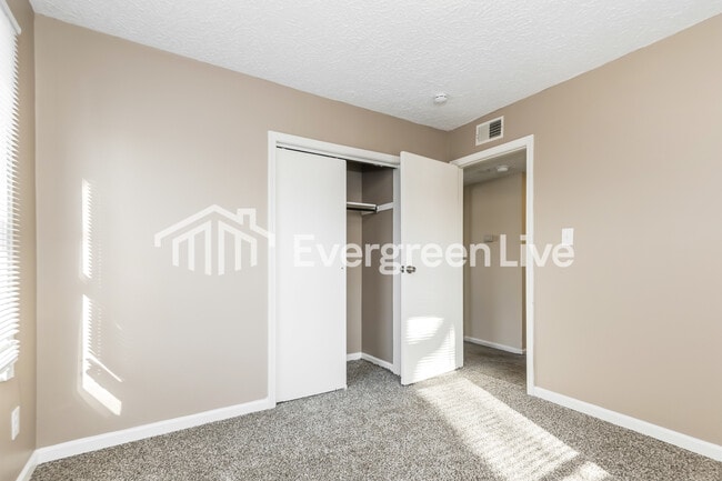 Building Photo - coming