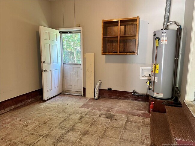 Building Photo - 2052 Windlock Dr