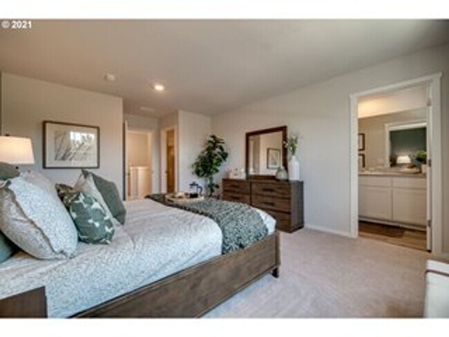 Building Photo - ** $500 off first months rent!! **  3 Bed ...