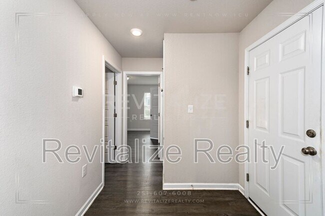 Building Photo - 8072 Irwin Loop
