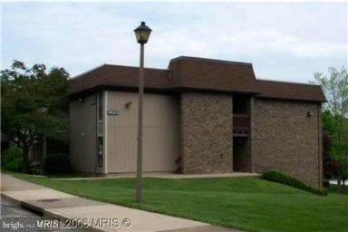 Primary Photo - 5823 Royal Ridge Dr