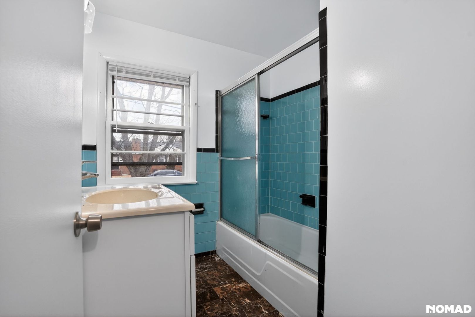 Building Photo - 6502 Parkway Ct