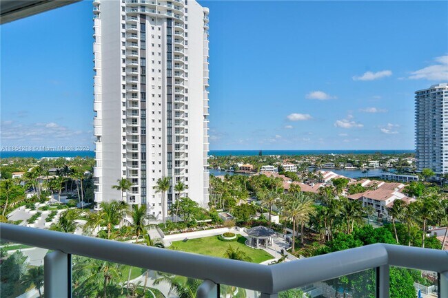 Building Photo - 21055 Yacht Club Dr