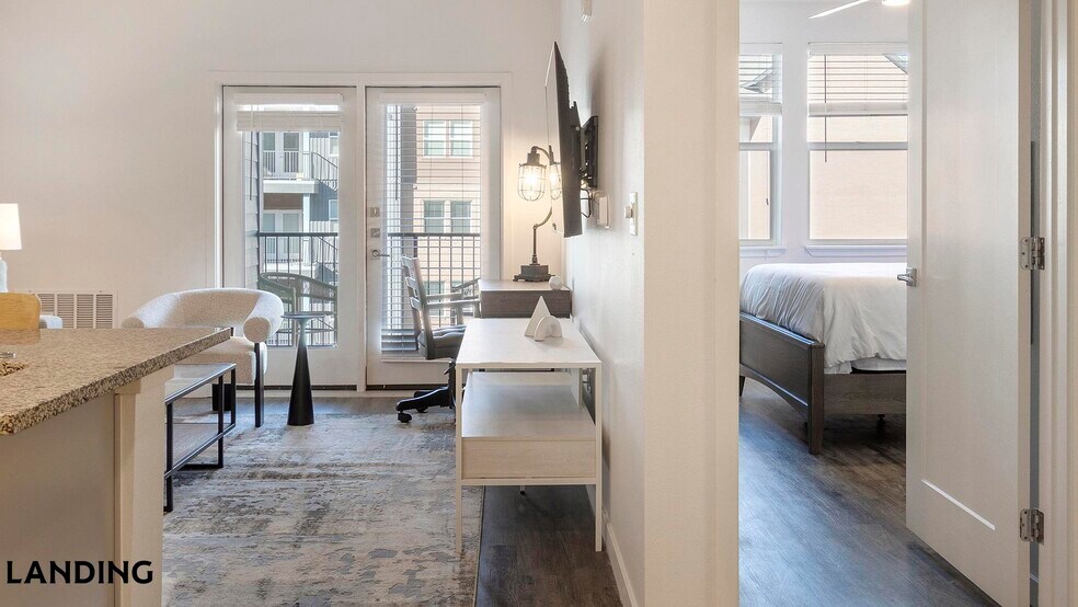 Building Photo - 185 Polaris Pointe