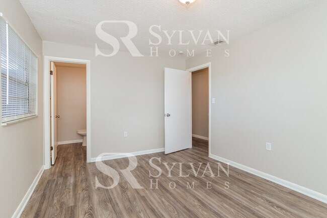 Building Photo - The Lifestyle You Deserve.