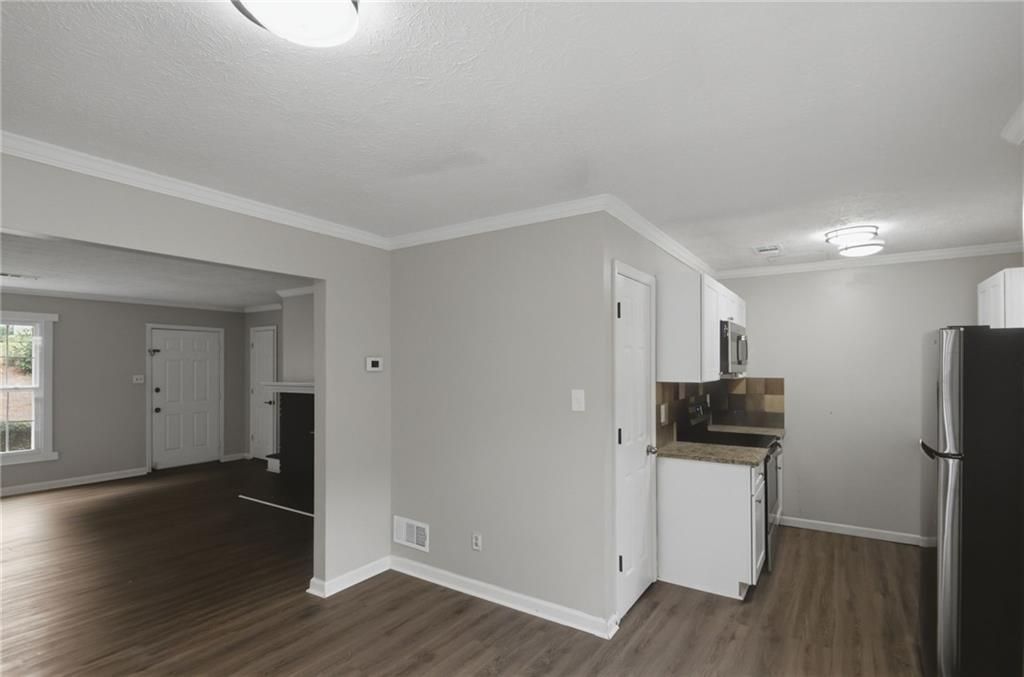 Building Photo - 218 Mill Creek Pl