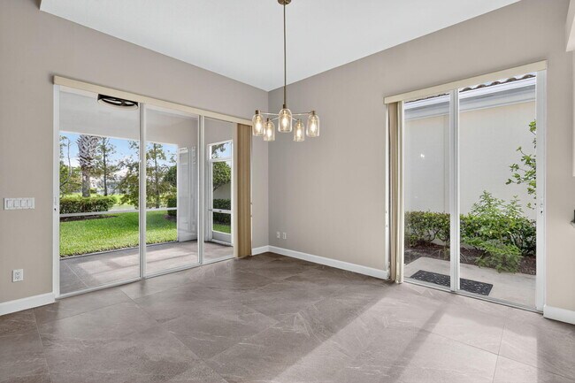 Building Photo - 8257 Rosalie Ln