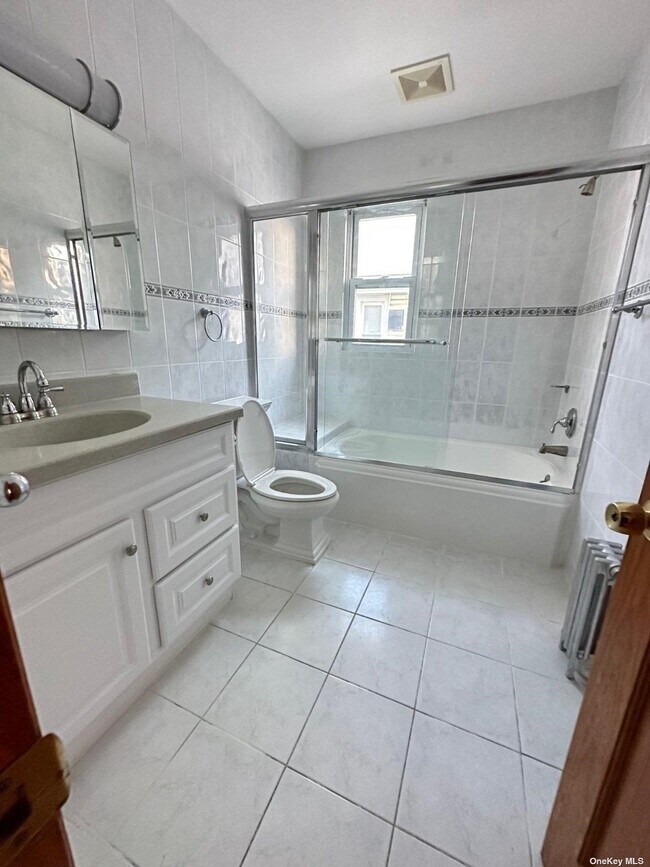 Building Photo - 89-22 133rd St