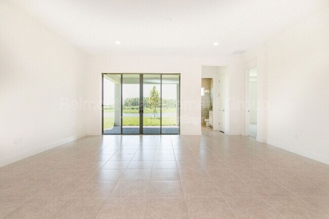 Building Photo - 13550 Abberwick Dr