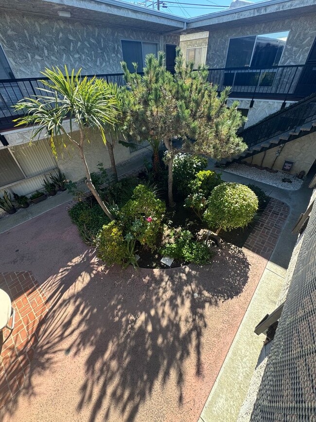 Building Photo - Charming 1-Bed, 1-Bath Apartment in Harbor City - $1,800.00 ALL UTILITIES INCLUDED !!! & Parking